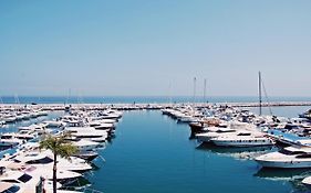 First Line Luxury Penthouse, Puerto Banus, Marbella